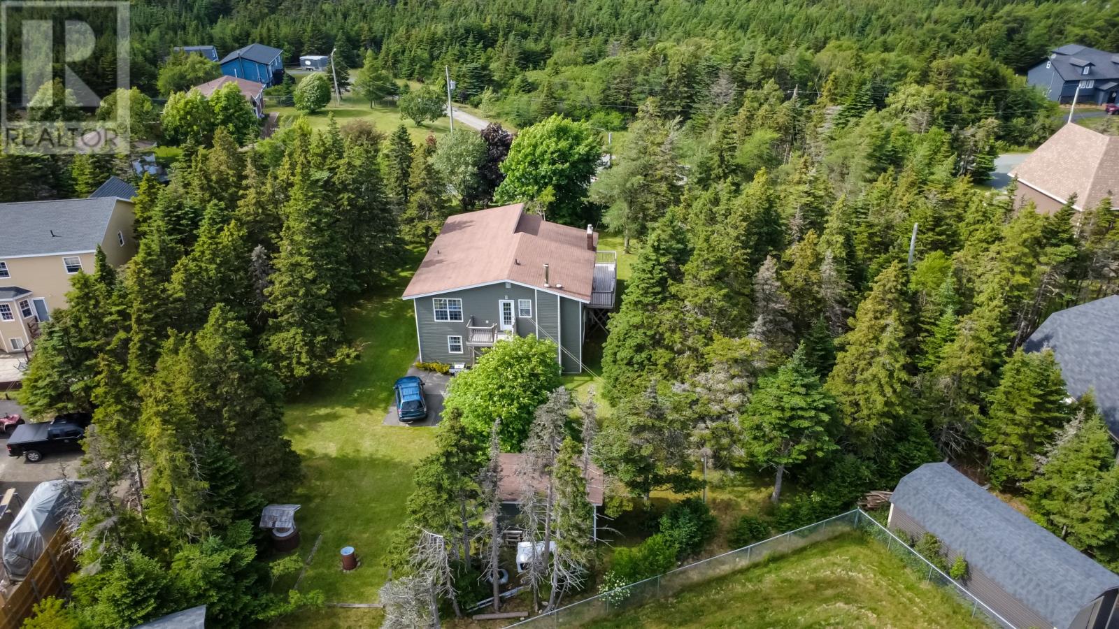 21 Hawkins Place thumbnail 35
