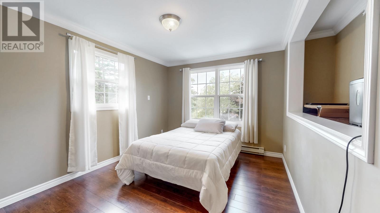 21 Hawkins Place thumbnail 8