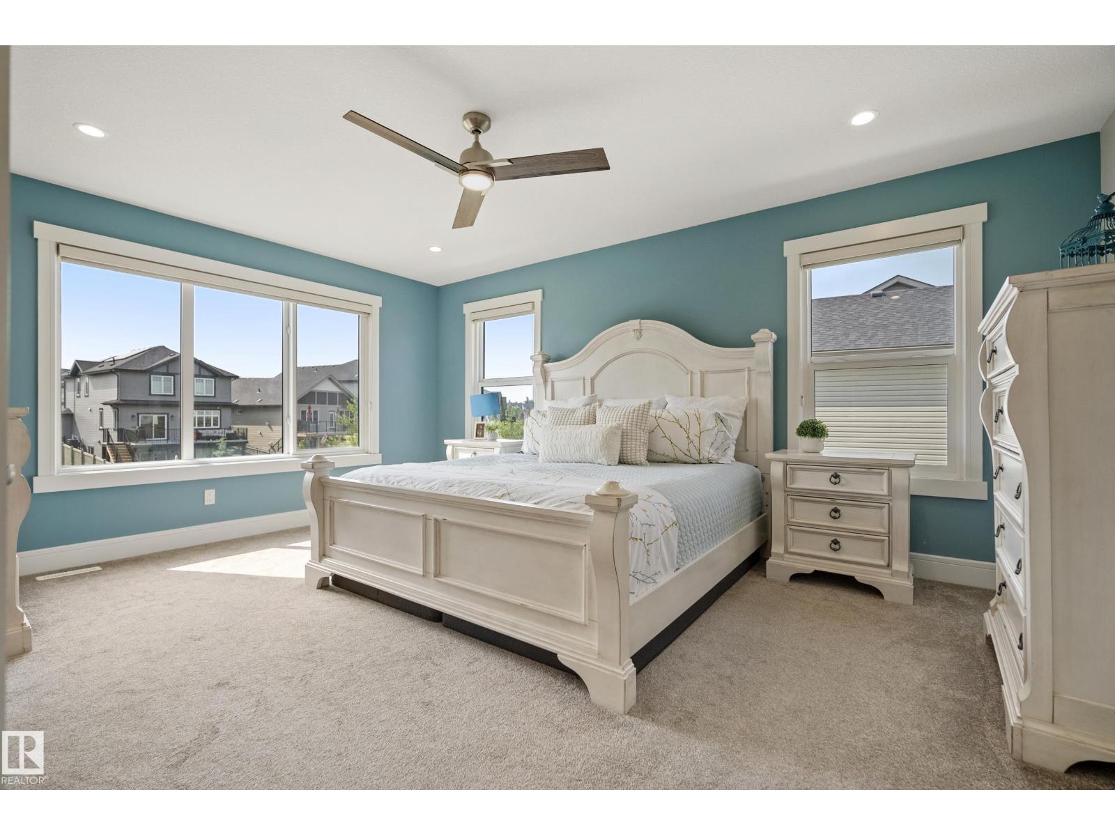 53 AINSLEY WY - 21
