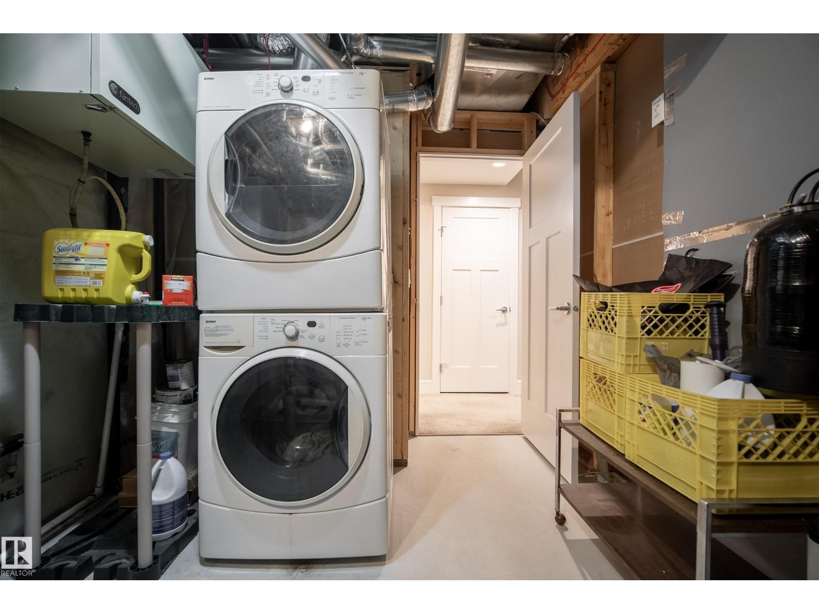 53 AINSLEY WY - 45