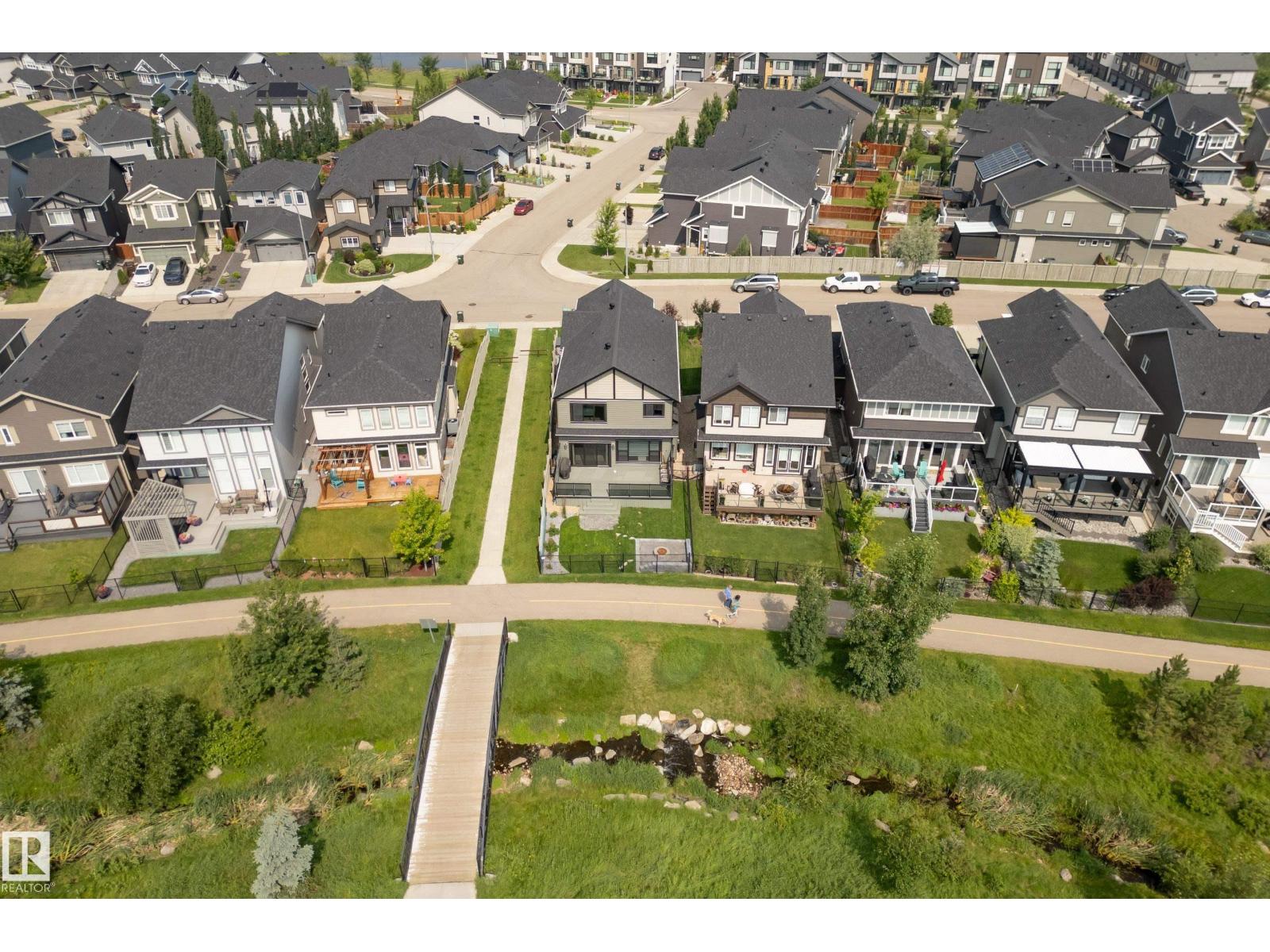 53 AINSLEY WY - 3