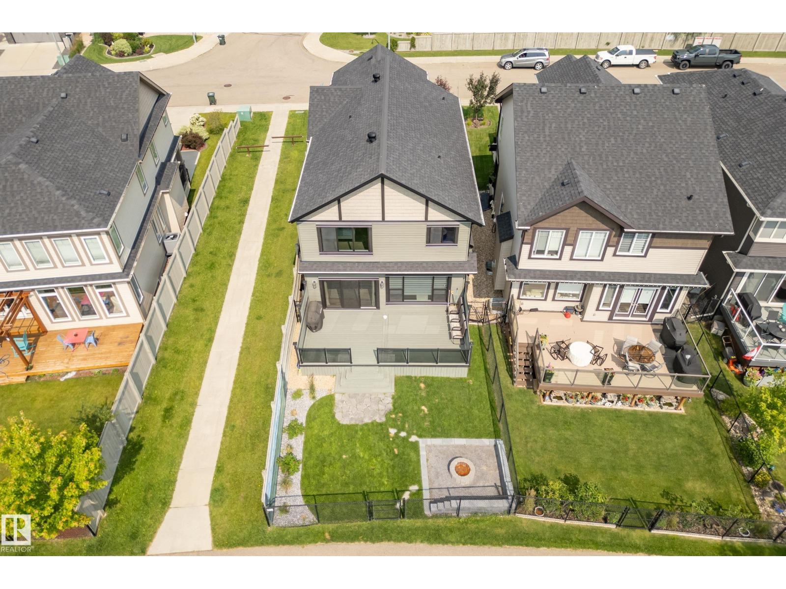 53 AINSLEY WY - 56