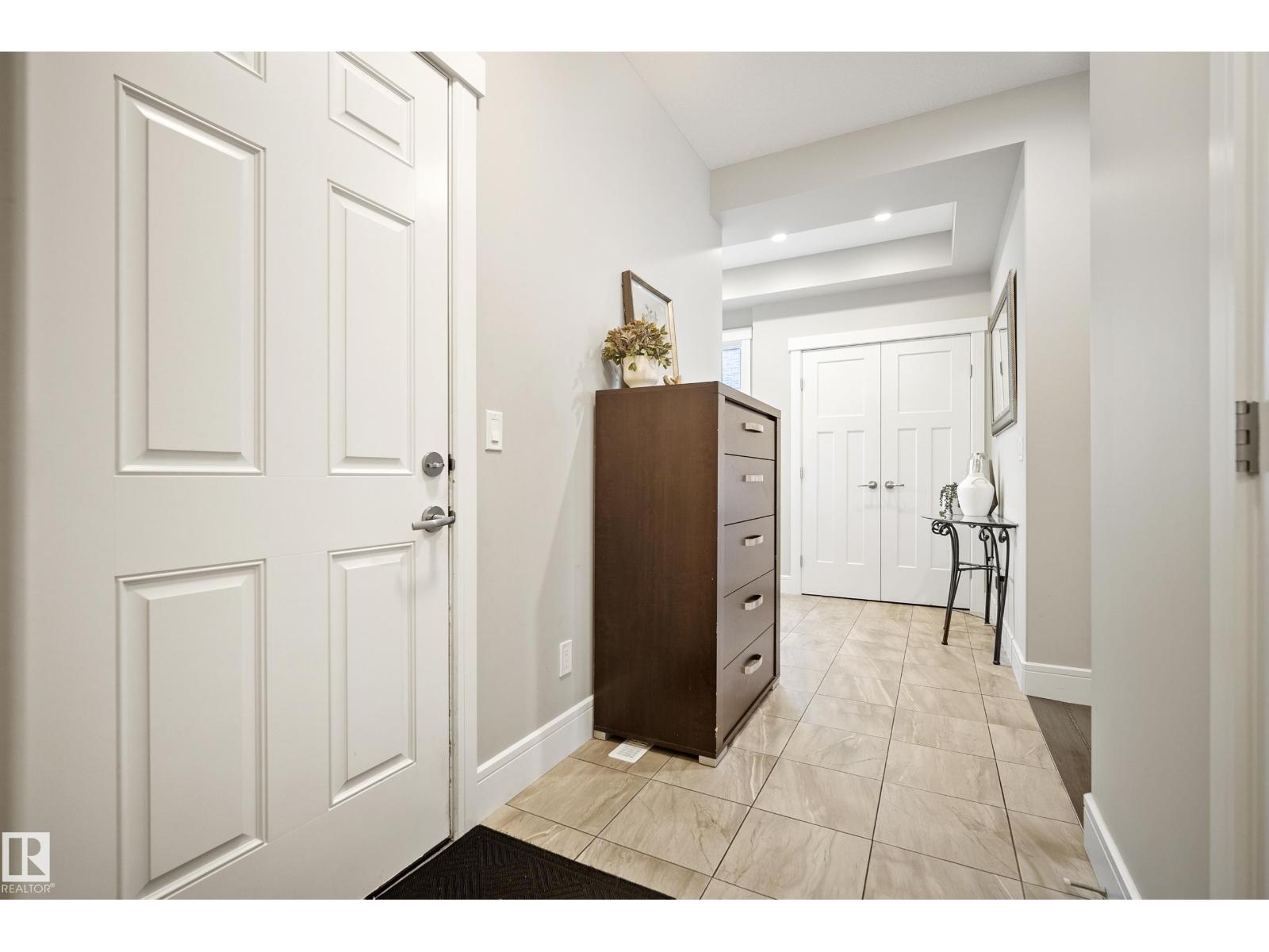 53 AINSLEY WY - 6