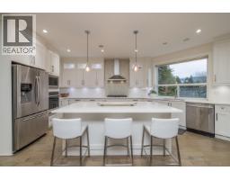 1025 Ranch Park Way, Coquitlam, BC V3C2J2 Photo 13