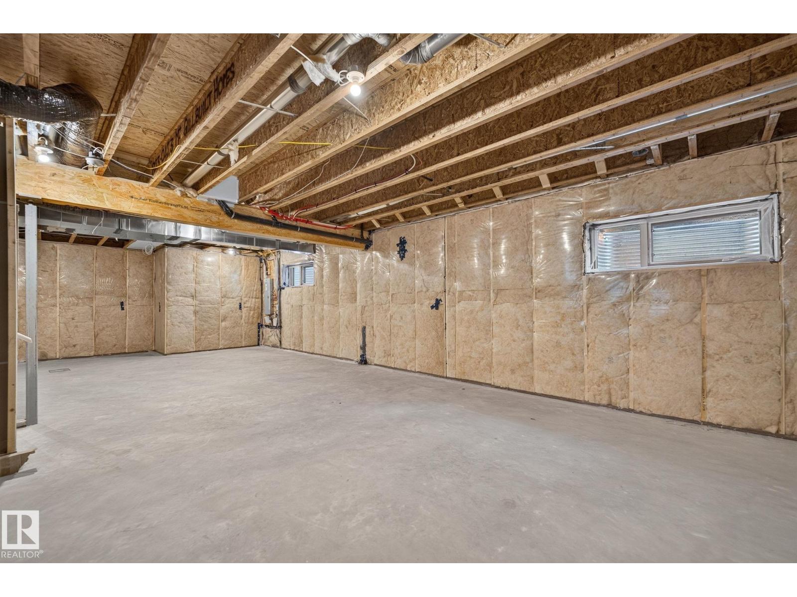 16304 19 AV SW - 51