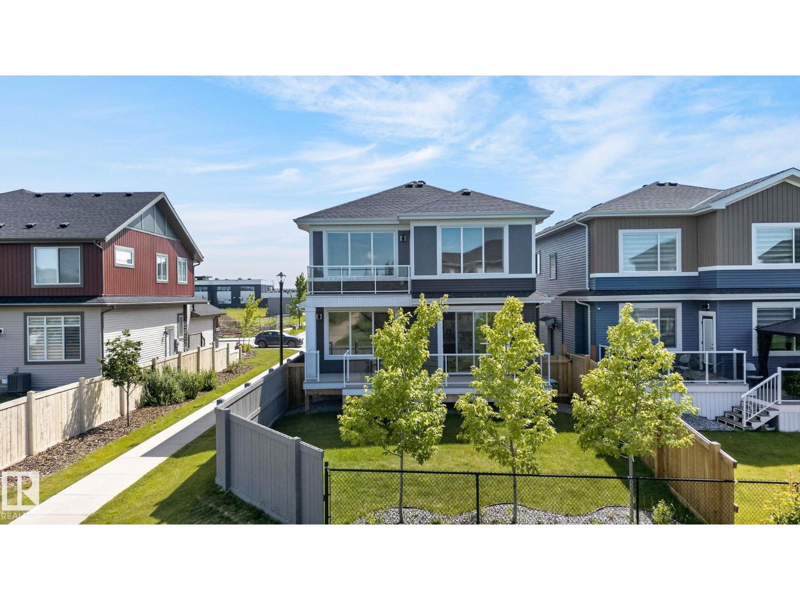 16304 19 AV SW - 57