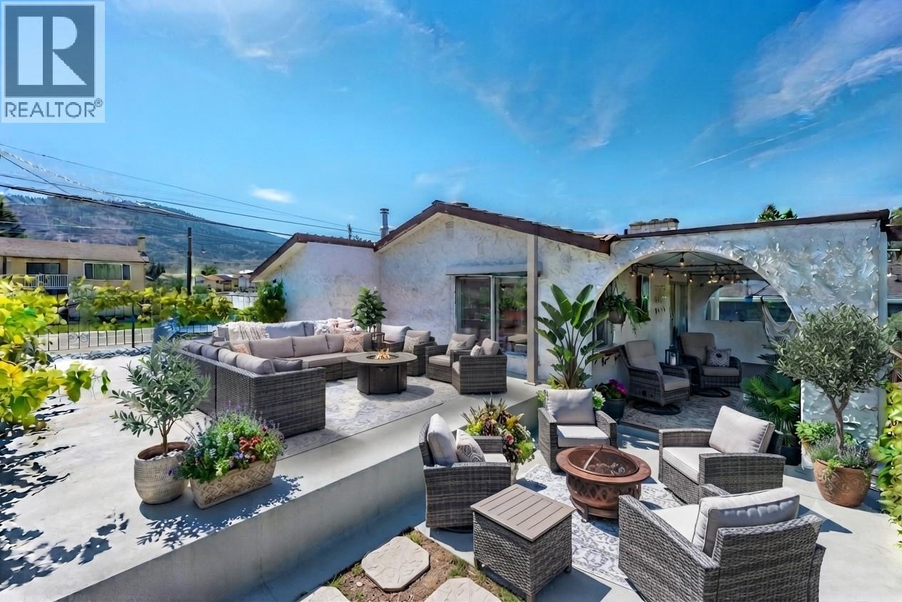  8405 87th Street, Osoyoos