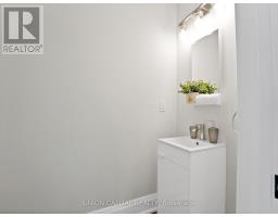 99a Leyton Avenue, Toronto, ON M1L3T9 Photo 16