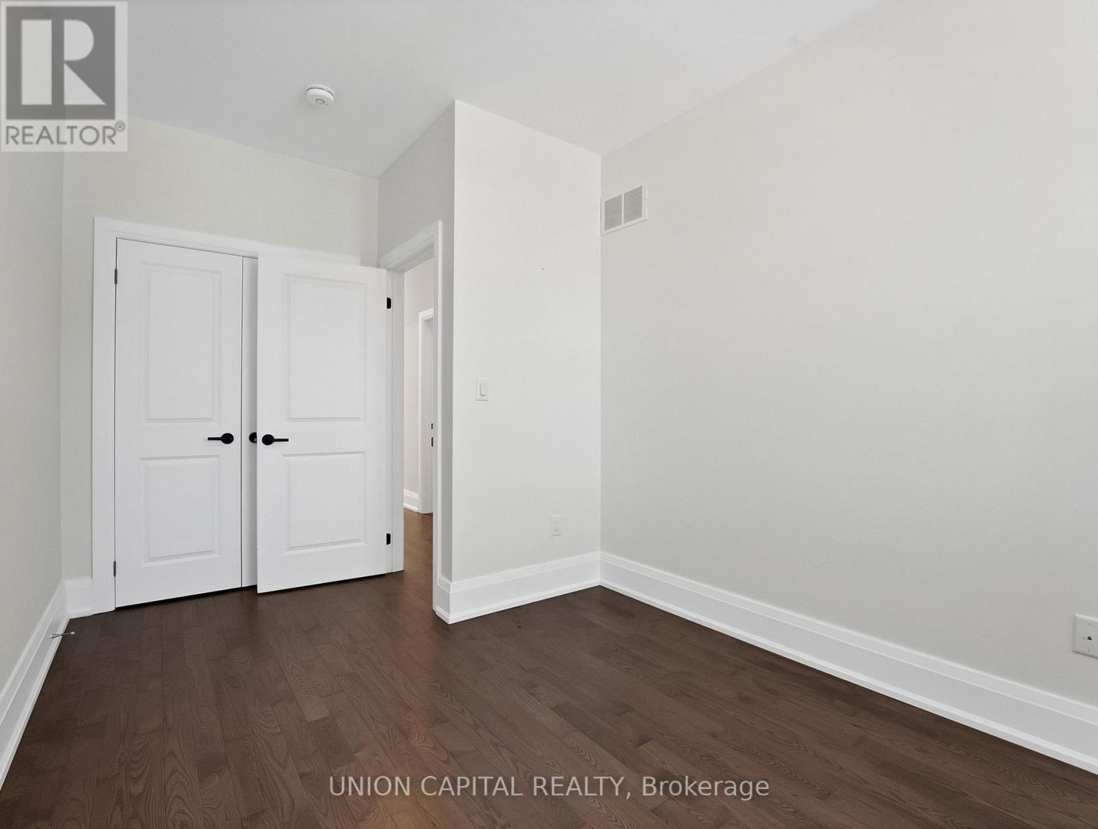99A LEYTON AVENUE - 32