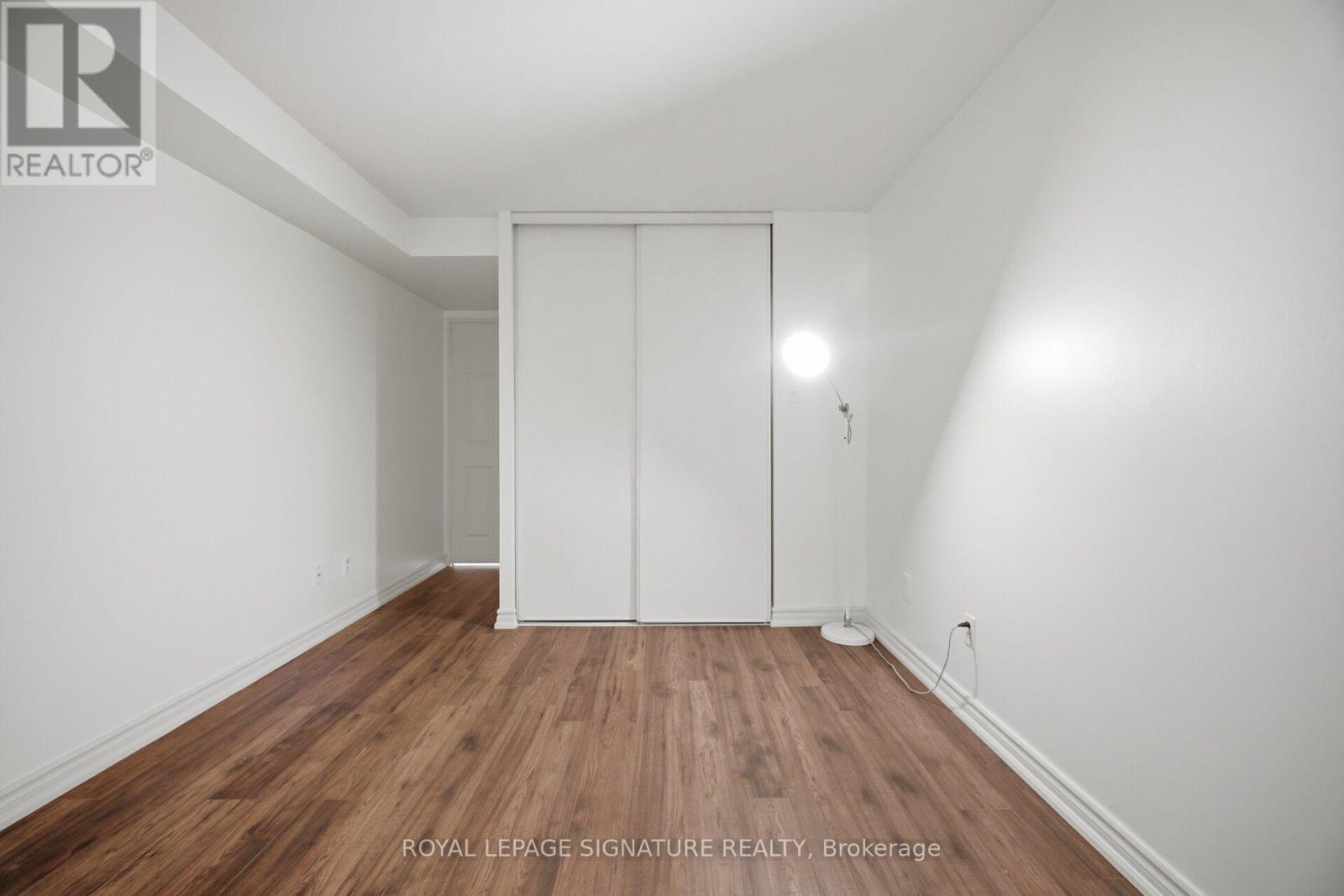 #411 1485 LAKESHORE ROAD E - 31