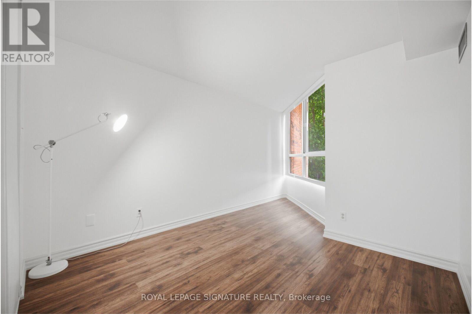 #411 1485 LAKESHORE ROAD E - 33