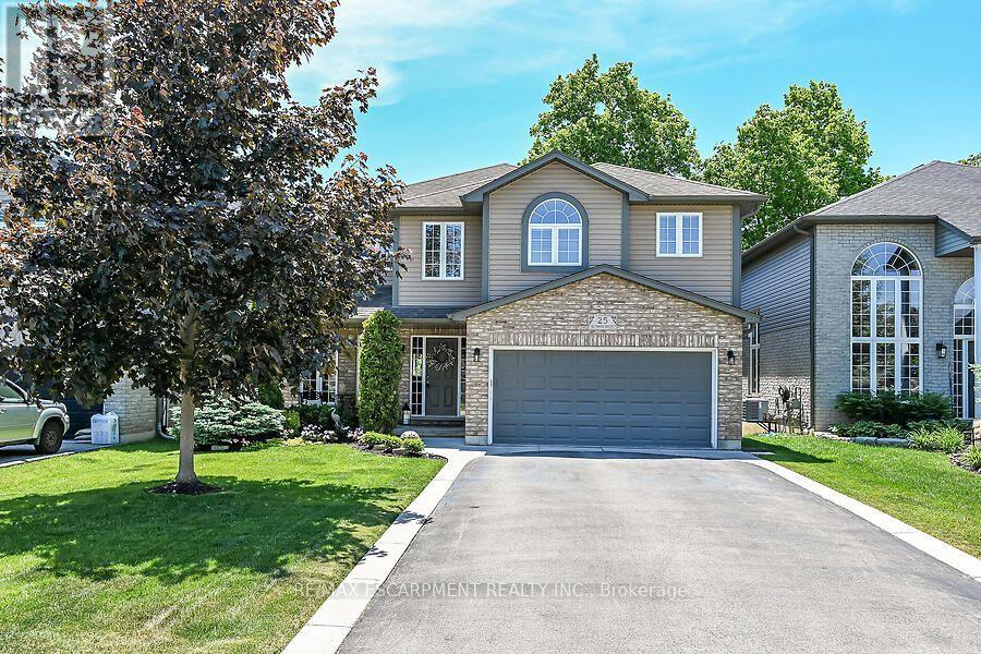 25 SOUTHWOOD CRESCENT - 1