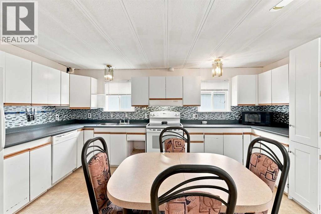 #9, 5235 50 Street - 11