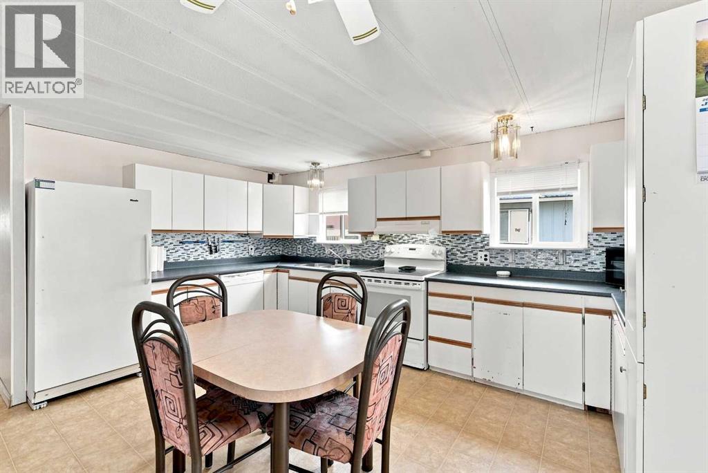 #9, 5235 50 Street - Image 8