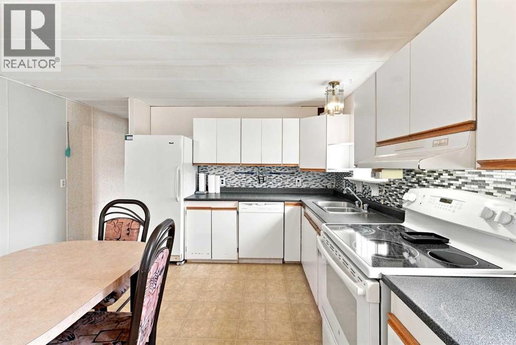 #9, 5235 50 Street - Image 9