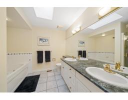 31553 Brookside Avenue, Abbotsford, BC V2T5W6 Photo 21
