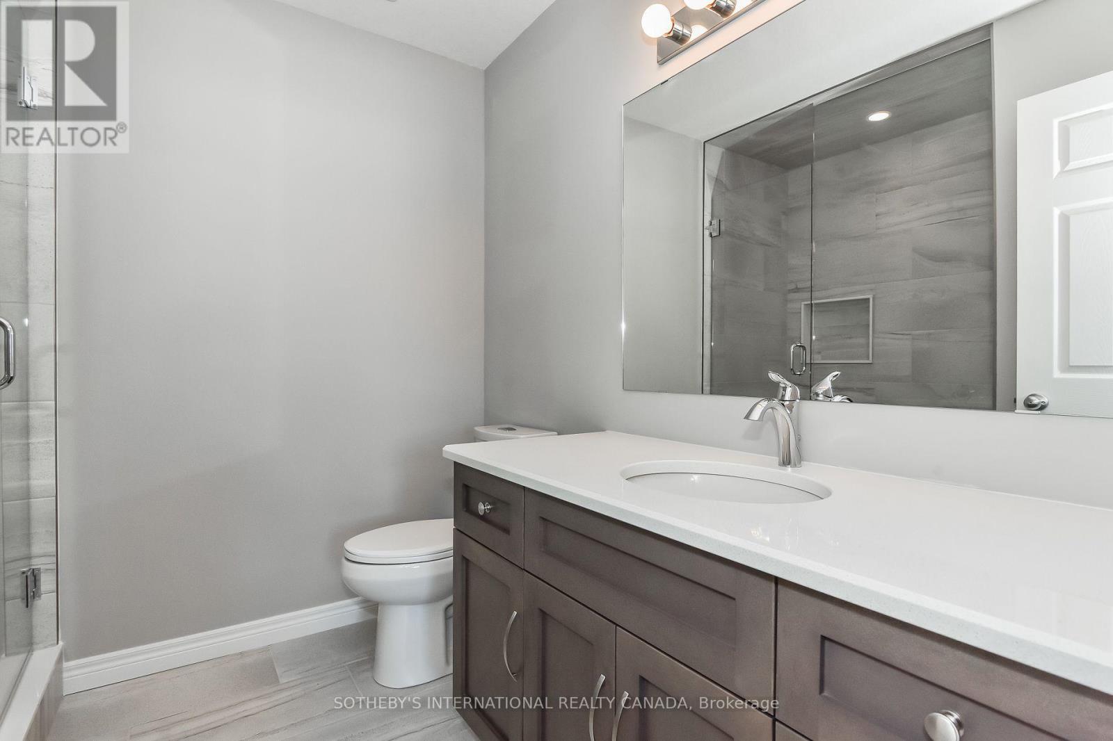 529 ANTON CRESCENT - 18