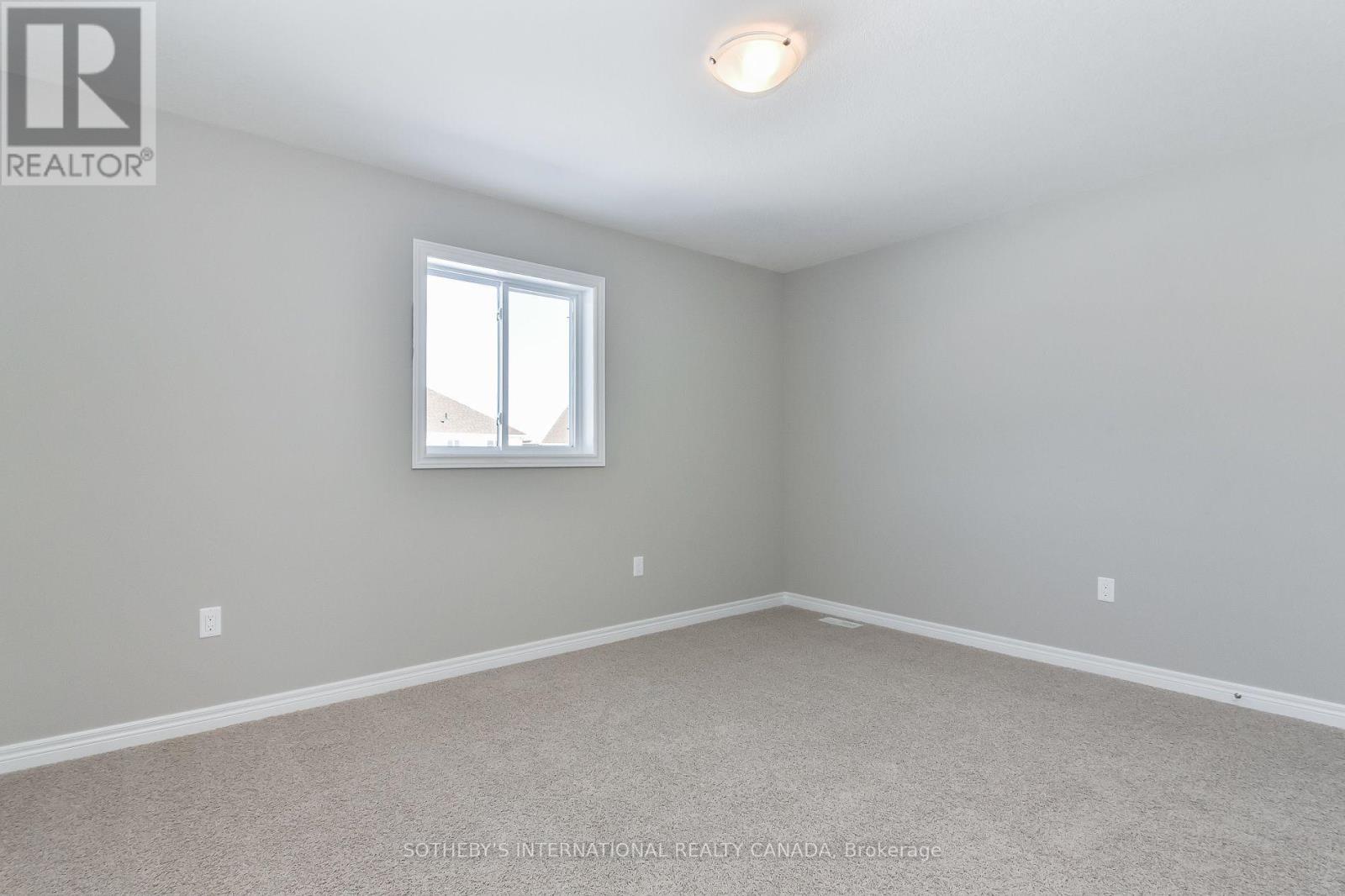 529 ANTON CRESCENT - 22
