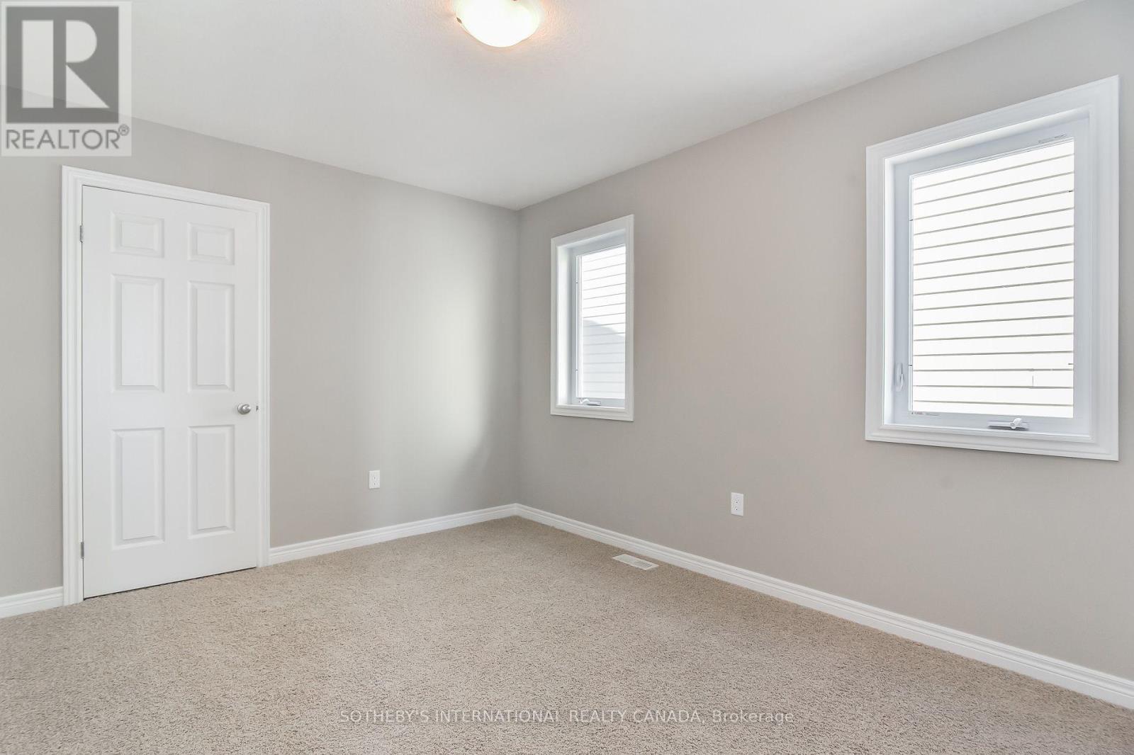 529 ANTON CRESCENT - 24