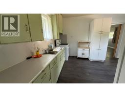 239 2 Avenue, Craigmyle, AB T0J0T0 Photo 8