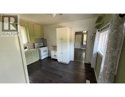 Den - 239 2 Avenue, Craigmyle, AB T0J0T0 Photo 7