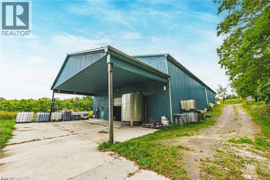 4041 LOCUST Lane