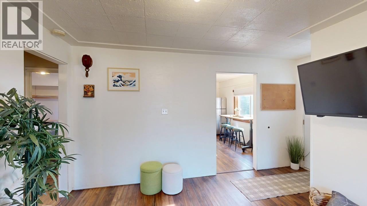 9615 96 STREET - 11