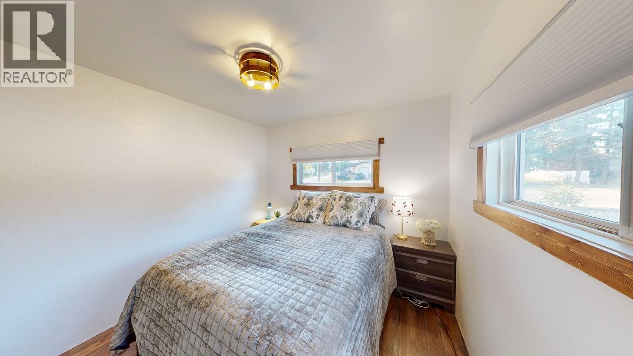 9615 96 STREET - Image 17