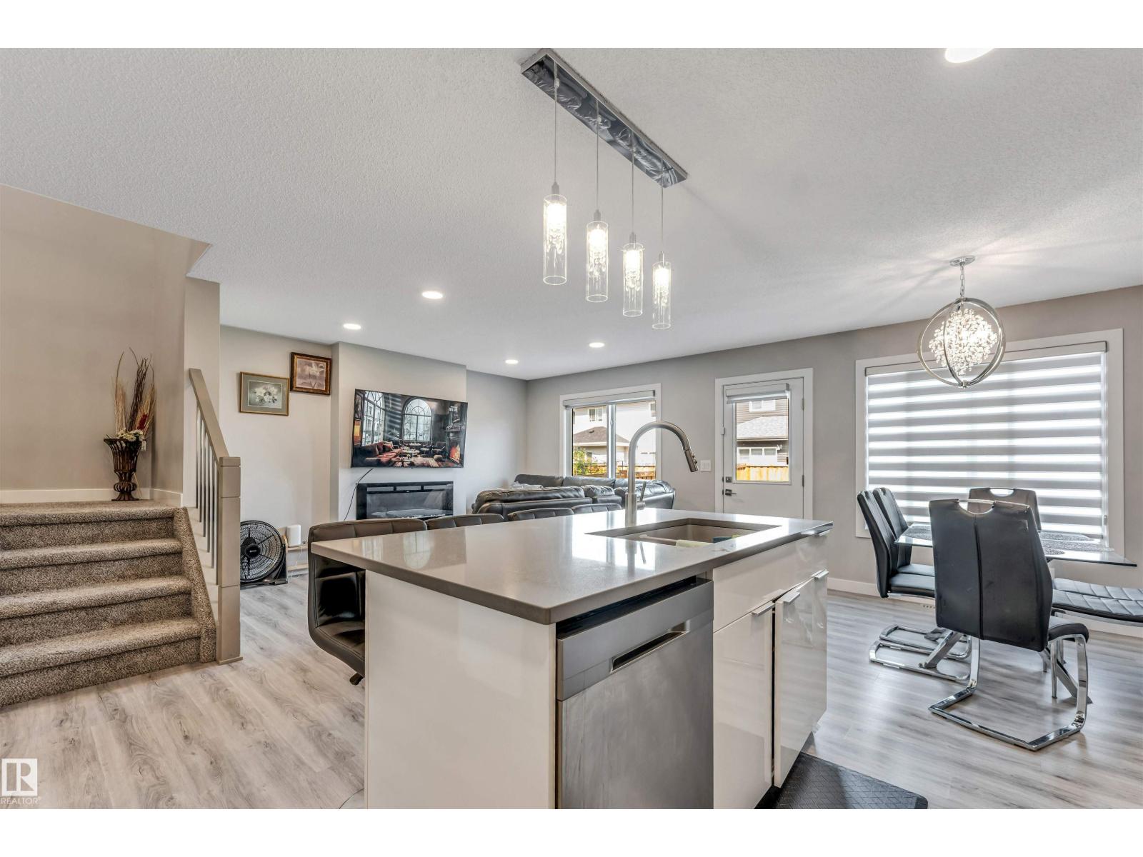 17513 65 ST NW - 14