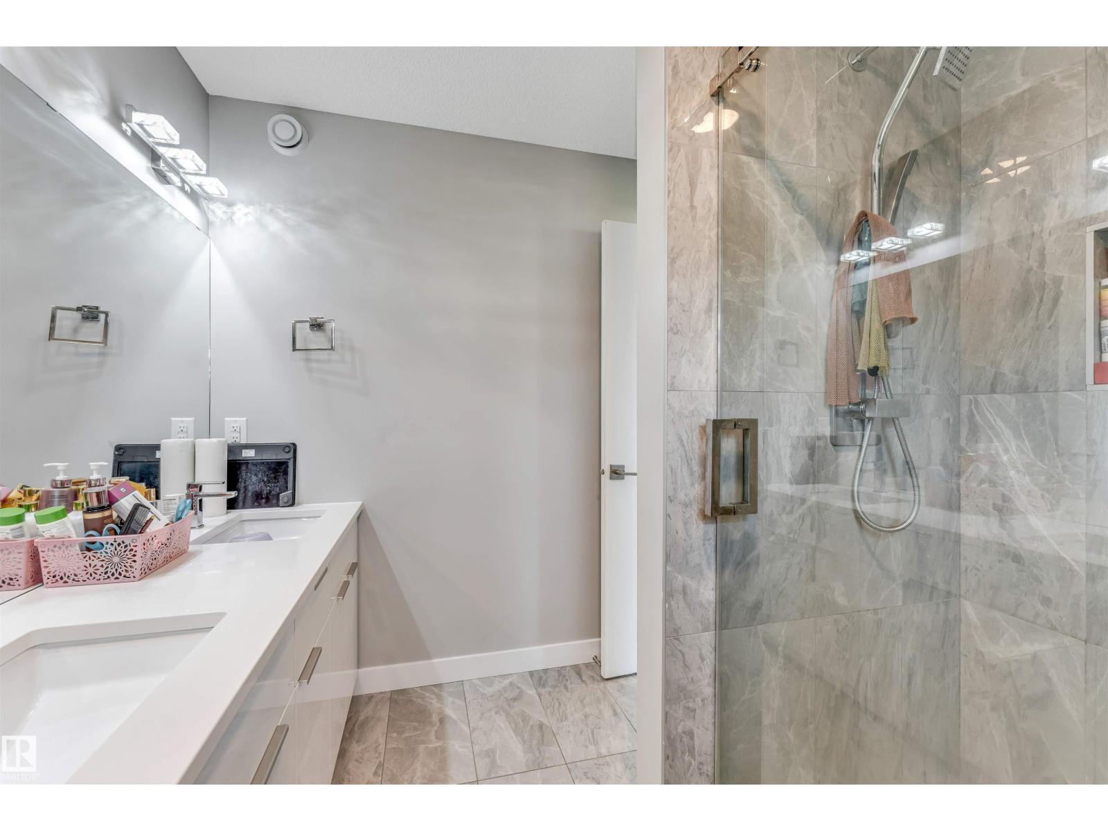 17513 65 ST NW - 21