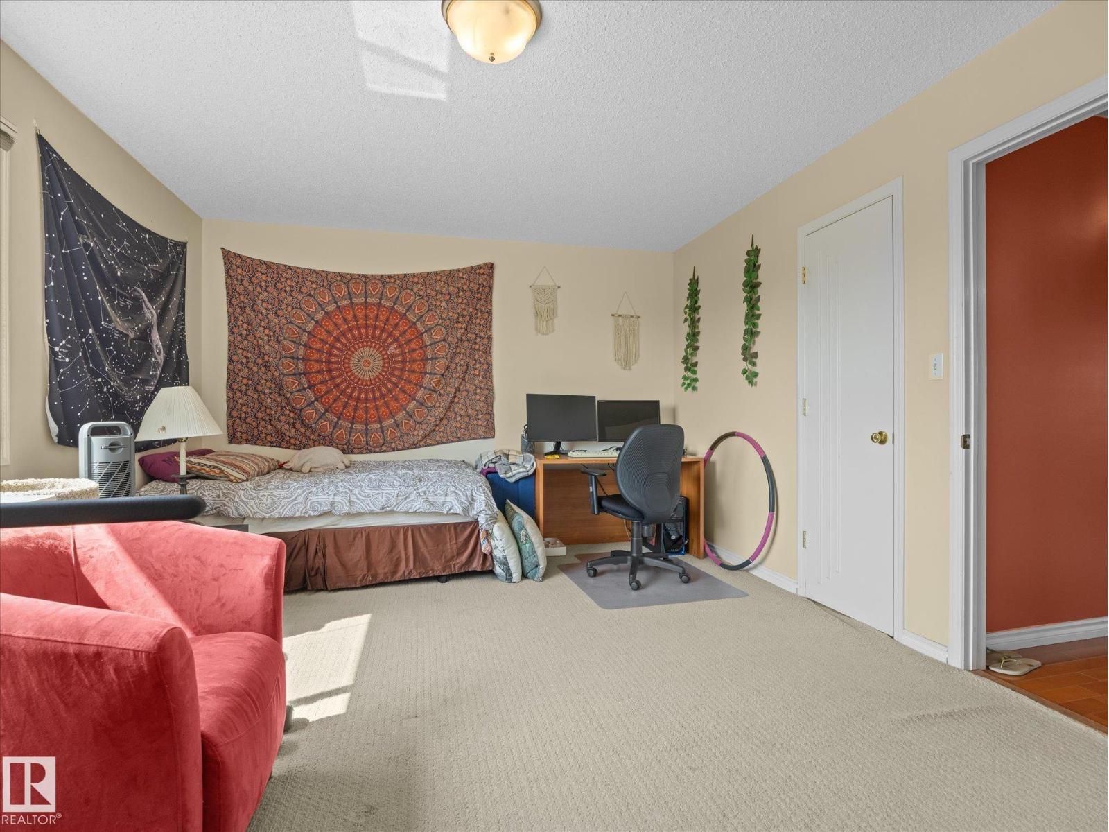 #15 11717 9B AV NW - 20