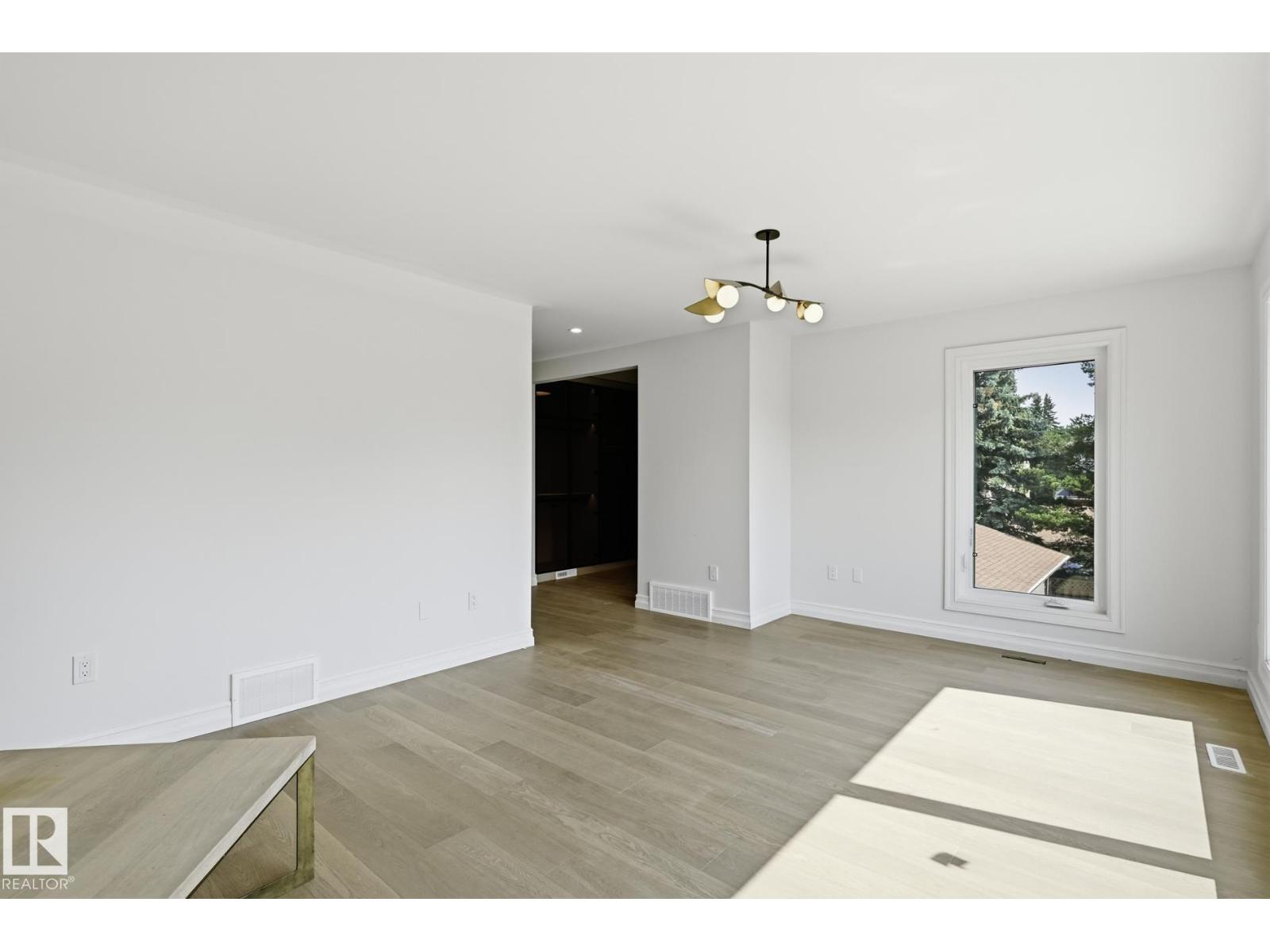 7305A 155 ST NW - Image 22