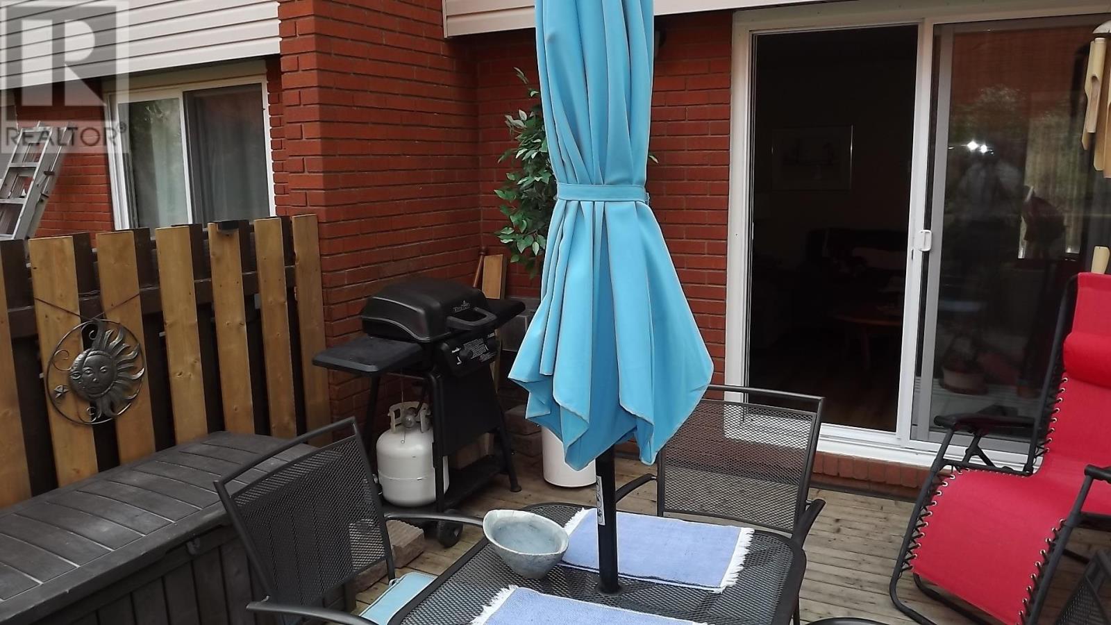 31 Mississauga AVE - 31