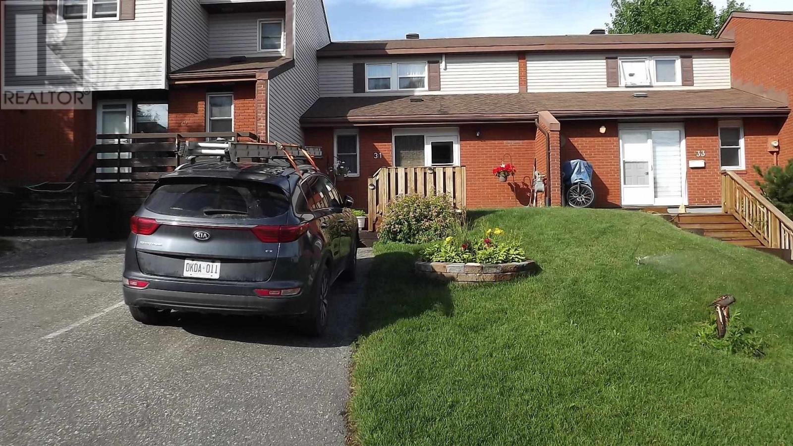 31 Mississauga AVE - 2