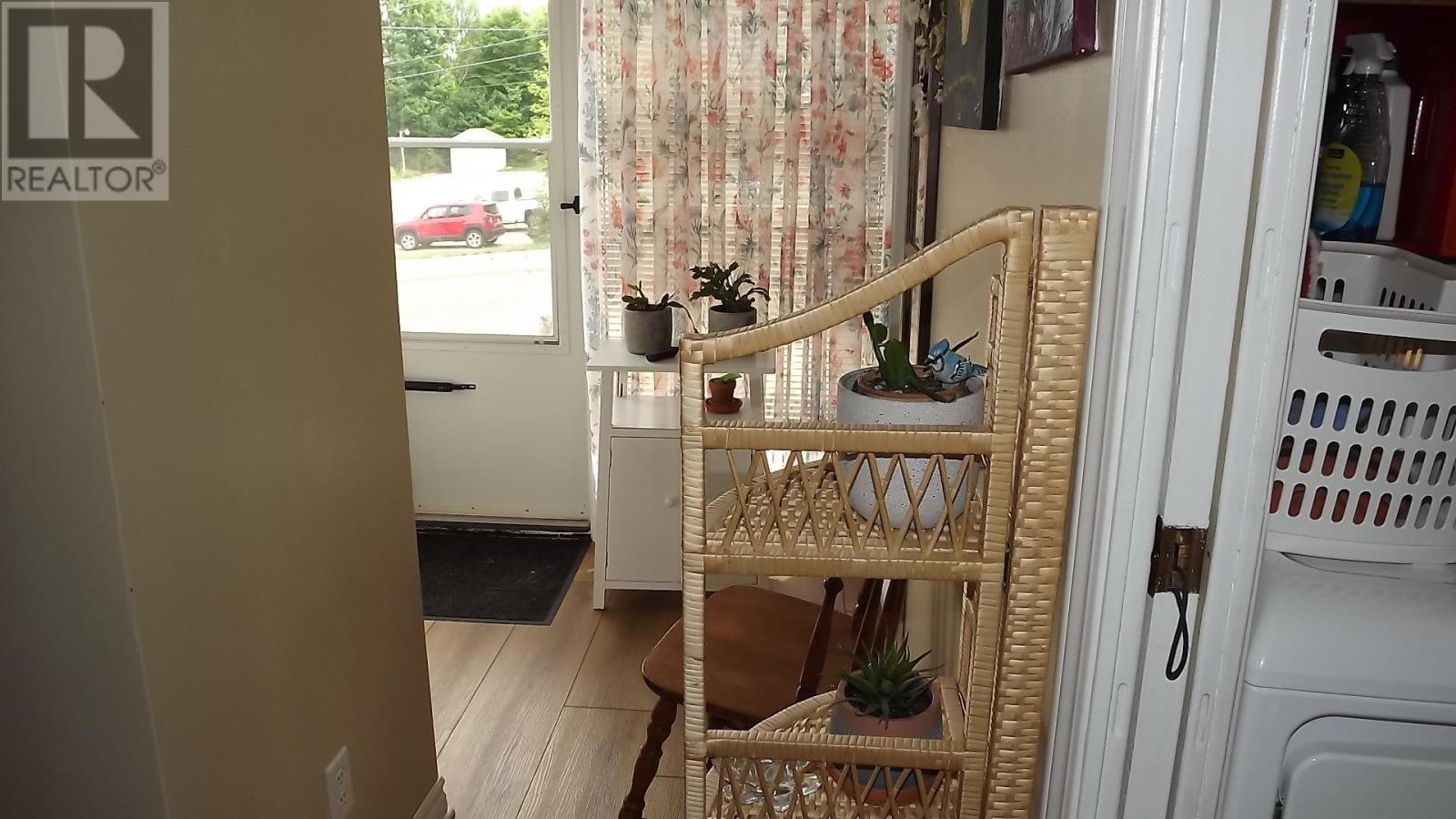31 Mississauga AVE - 21
