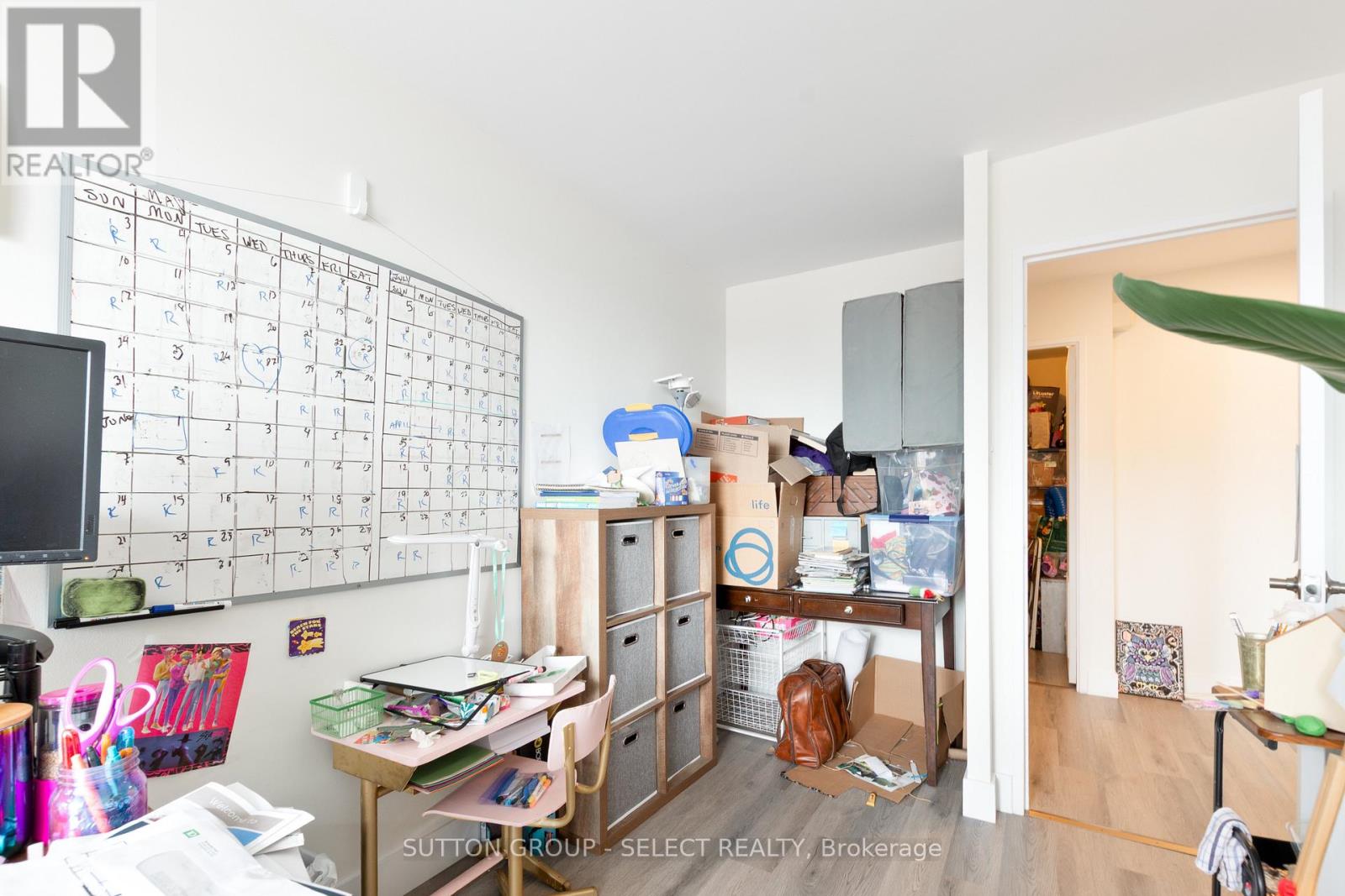 #1207 380 KING STREET - 22