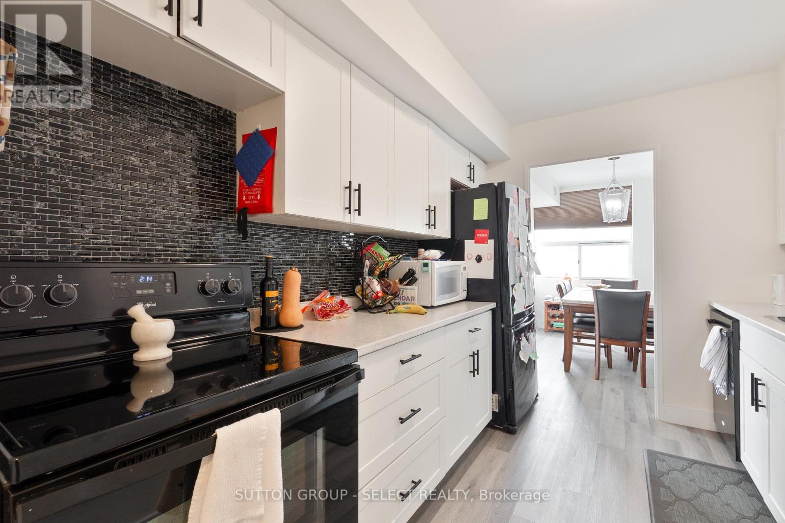 #1207 380 KING STREET - 4
