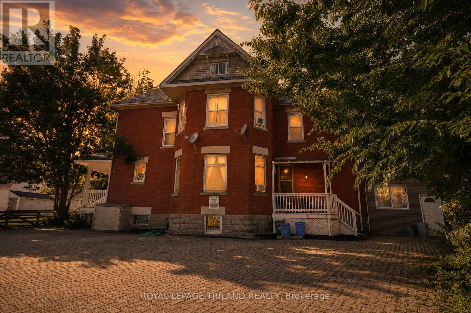 193 WHARNCLIFFE ROAD N - 1