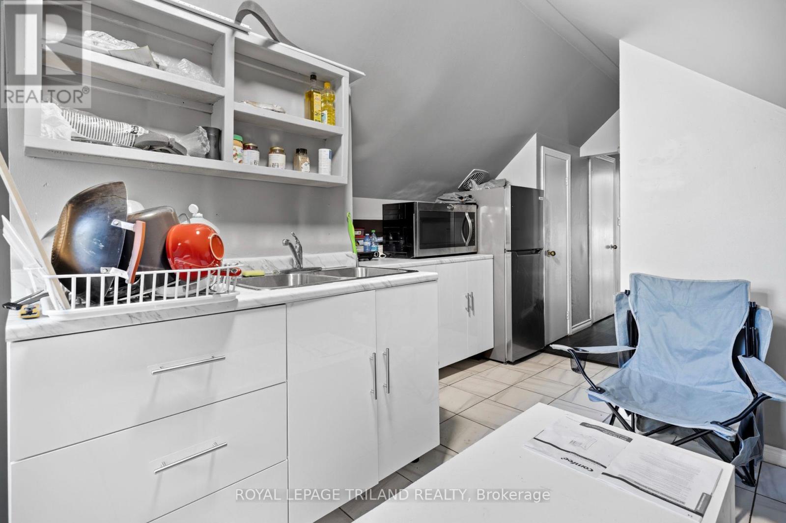 193 WHARNCLIFFE ROAD N - 21