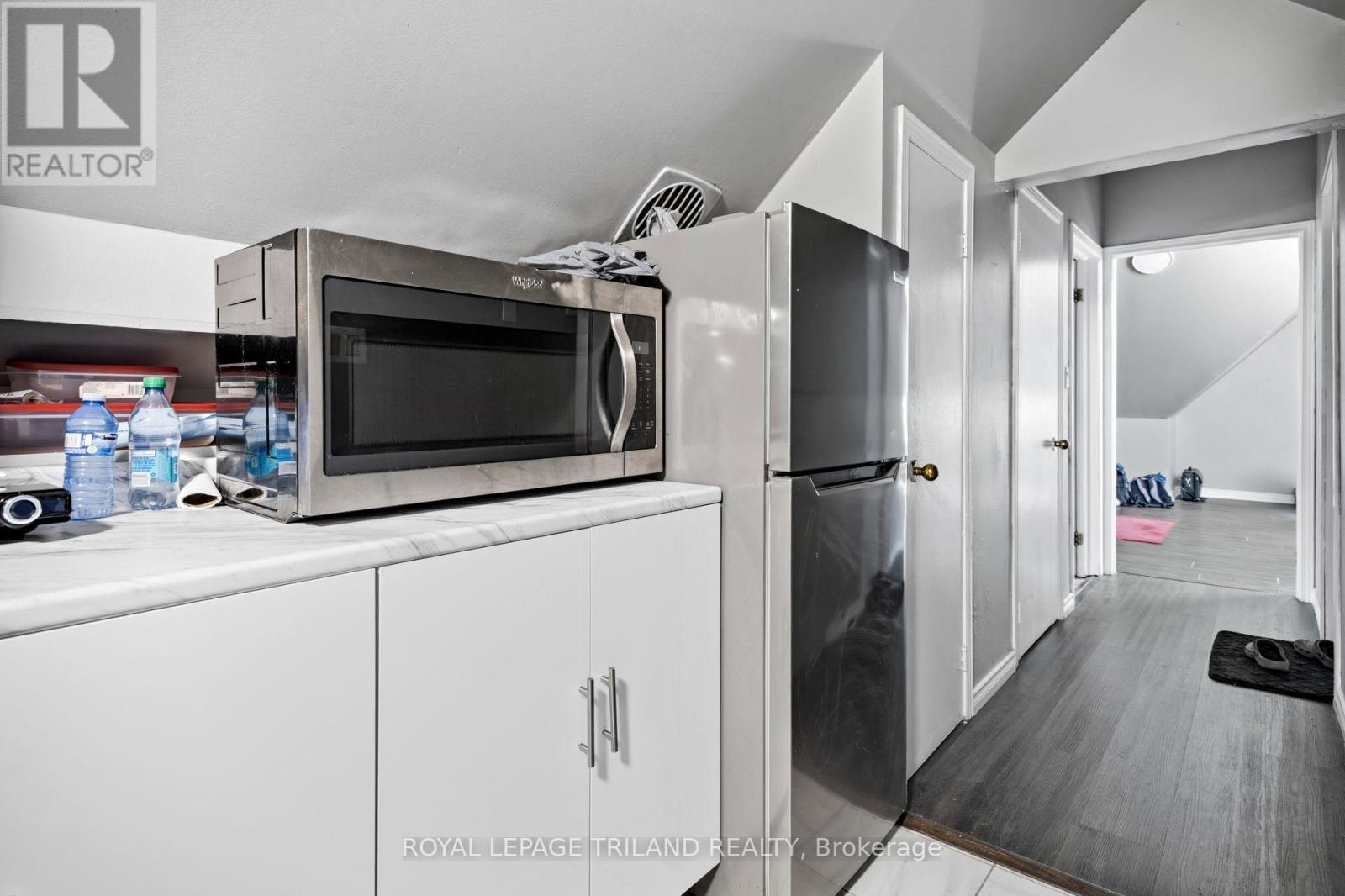 193 WHARNCLIFFE ROAD N - 22