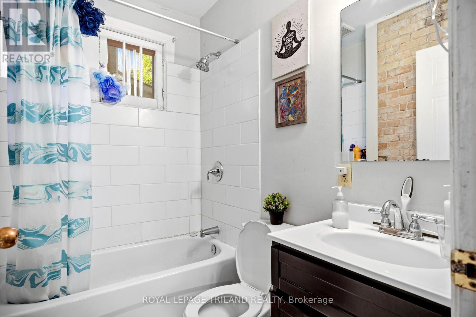 193 WHARNCLIFFE ROAD N - 34