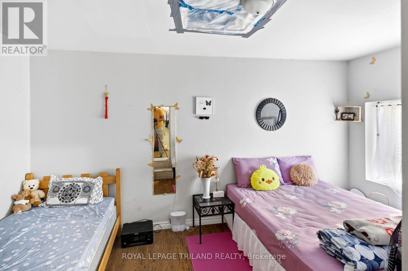 193 WHARNCLIFFE ROAD N - 37