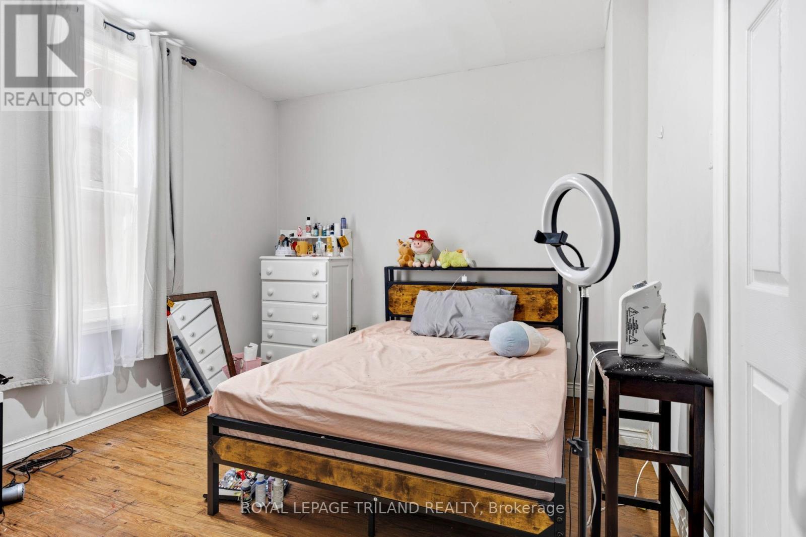 193 WHARNCLIFFE ROAD N - 40