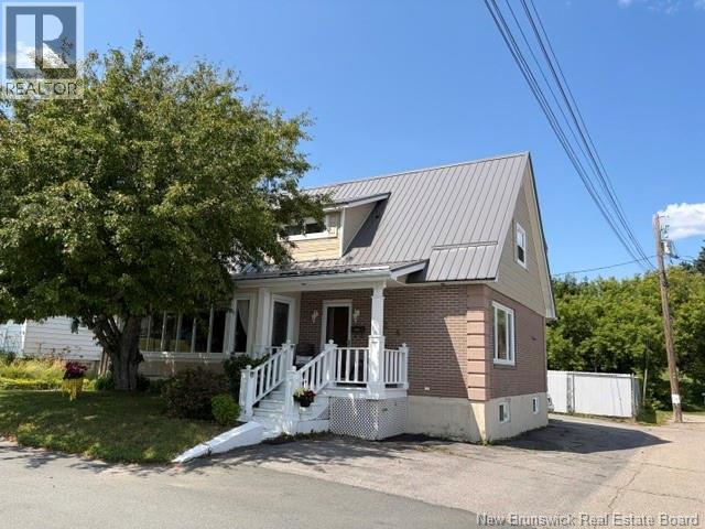 424 Golf Street