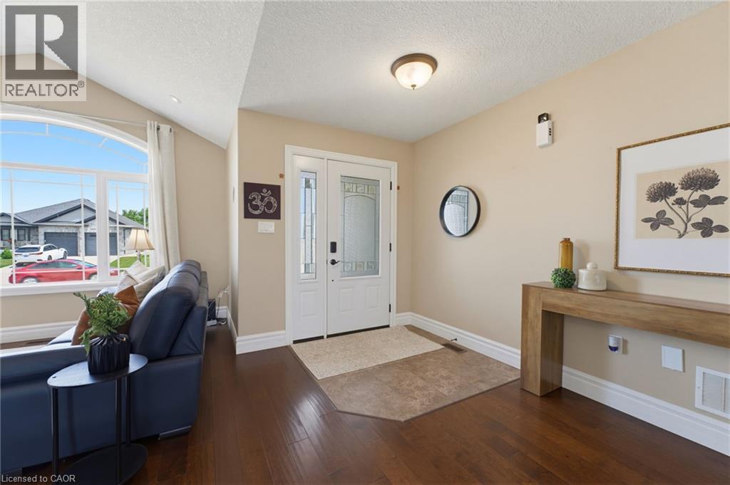 200 KROTZ Street W - Image 6