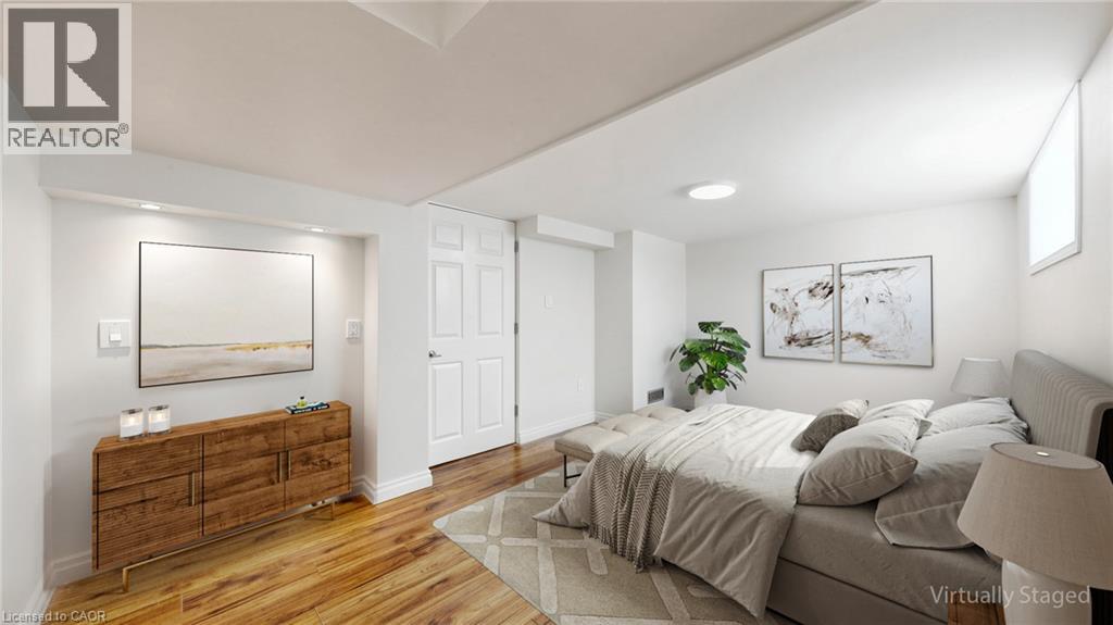59 LONGWOOD Road N - Image 24