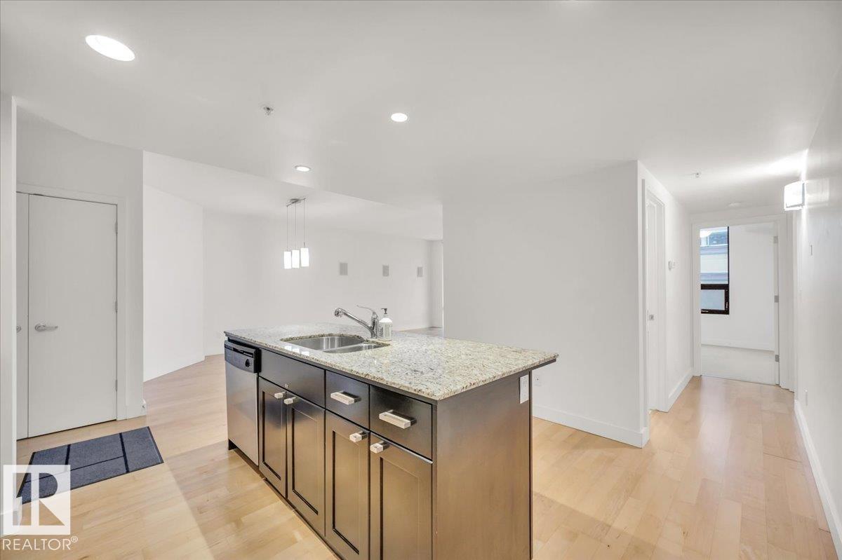 #503 10028 119 ST NW - 14