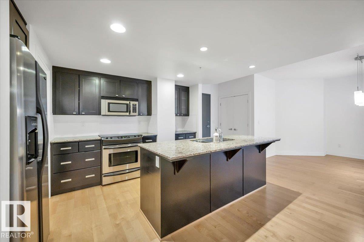 #503 10028 119 ST NW - Image 12