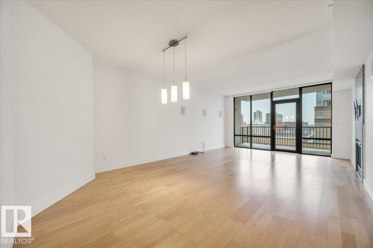 #503 10028 119 ST NW - Image 19