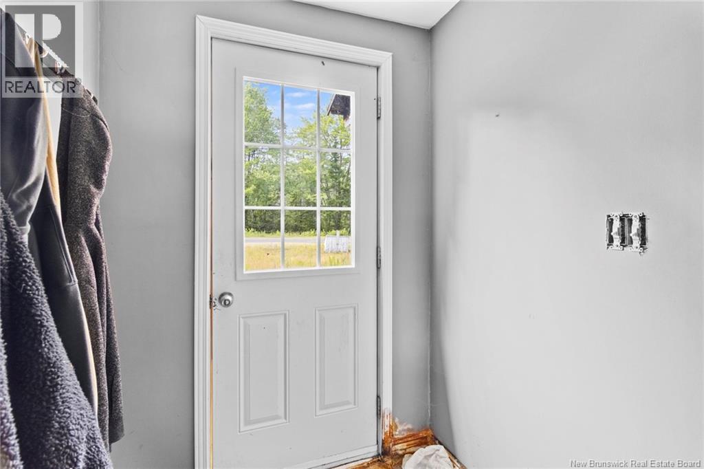 241 Fowler Road - 4